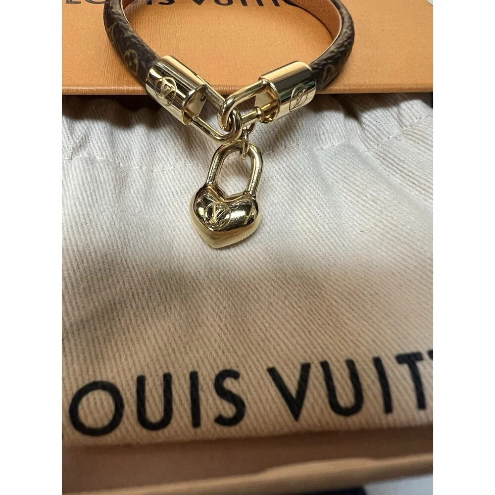 Louis Vuitton new tags